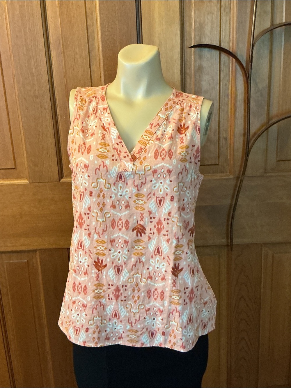 Sonoma lightweight cotton blend summer top with shades of salmon Aztec print